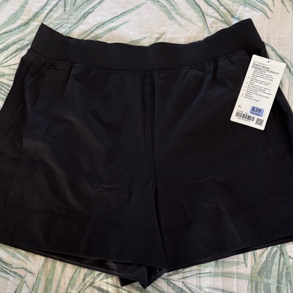 lululemon athletica Stretch Woven HR Shorts 4”